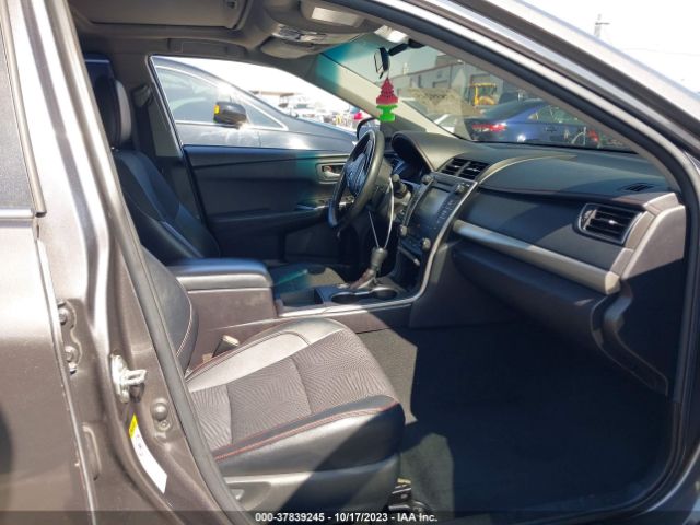 Car Image 2017 TOYOTA CAMRY