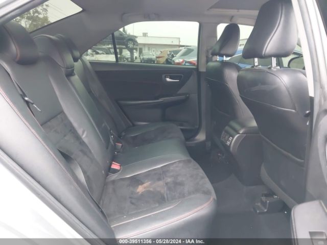 Car Image 2017 TOYOTA CAMRY