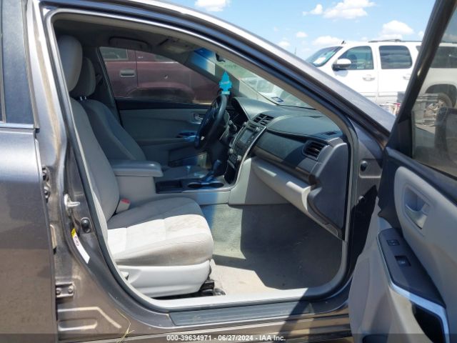 Car Image 2017 TOYOTA CAMRY