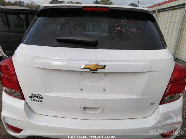 Car Image 2020 CHEVROLET TRAX